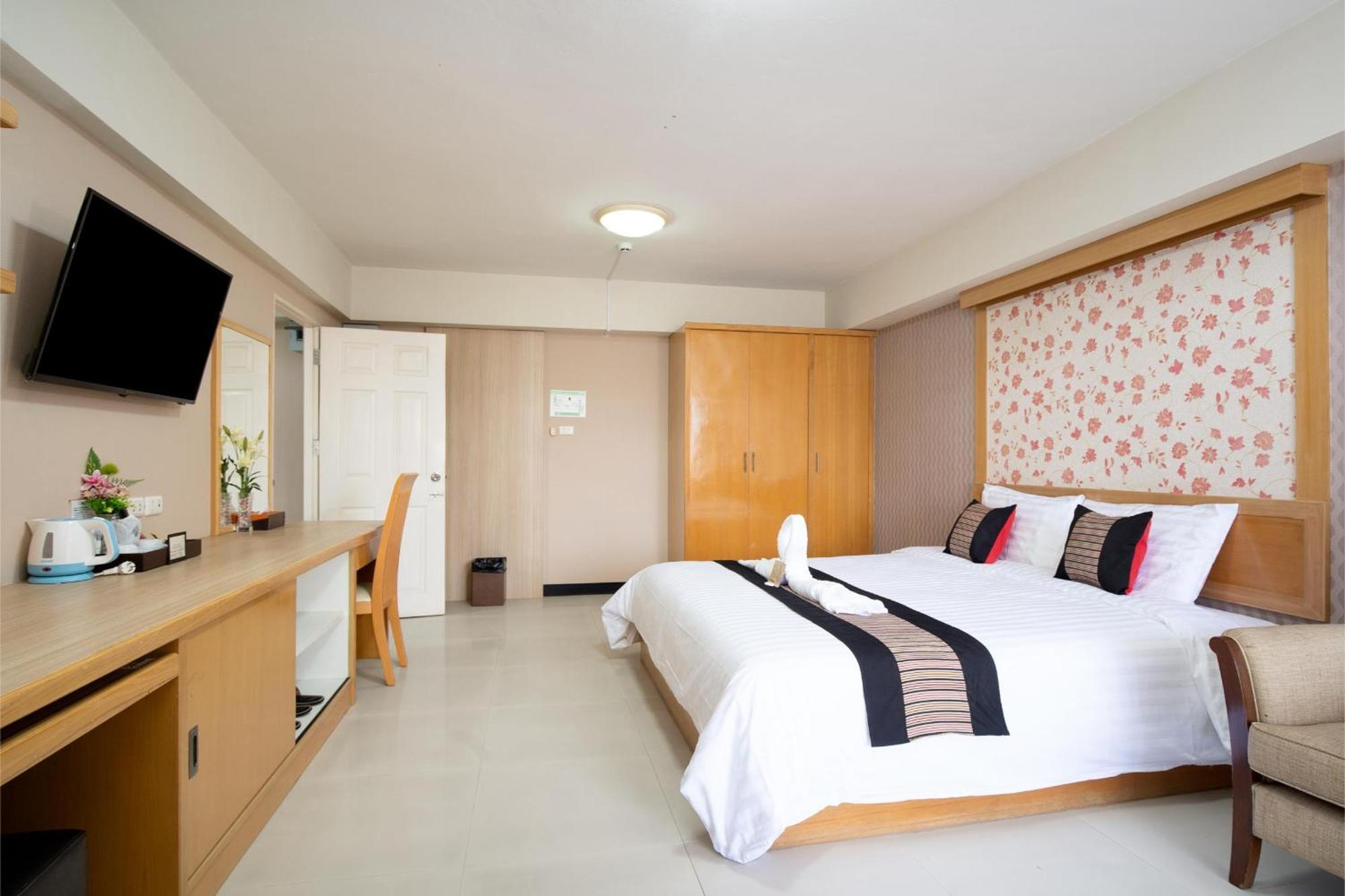 P-Park Hotel Банкок Екстериор снимка