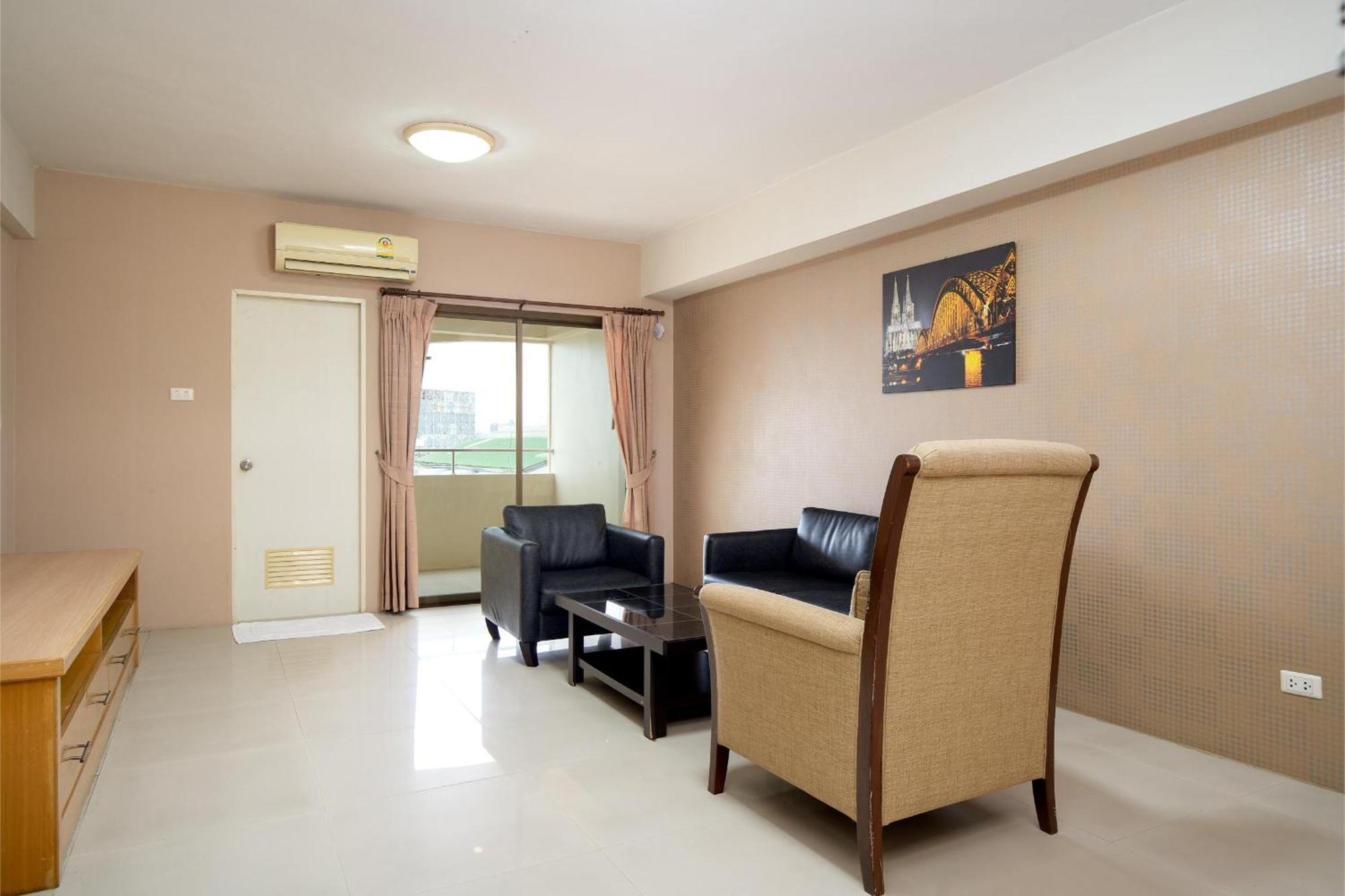 P-Park Hotel Банкок Екстериор снимка