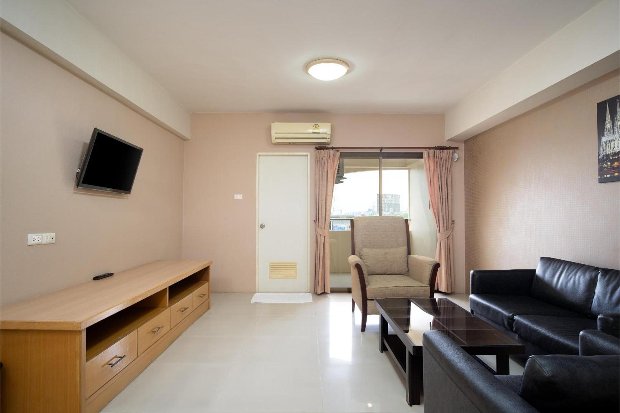 P-Park Hotel Банкок Екстериор снимка