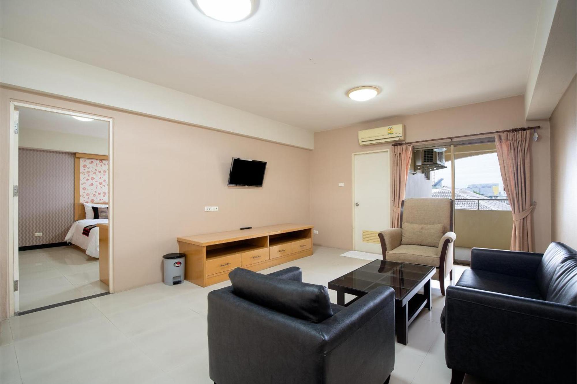 P-Park Hotel Банкок Екстериор снимка