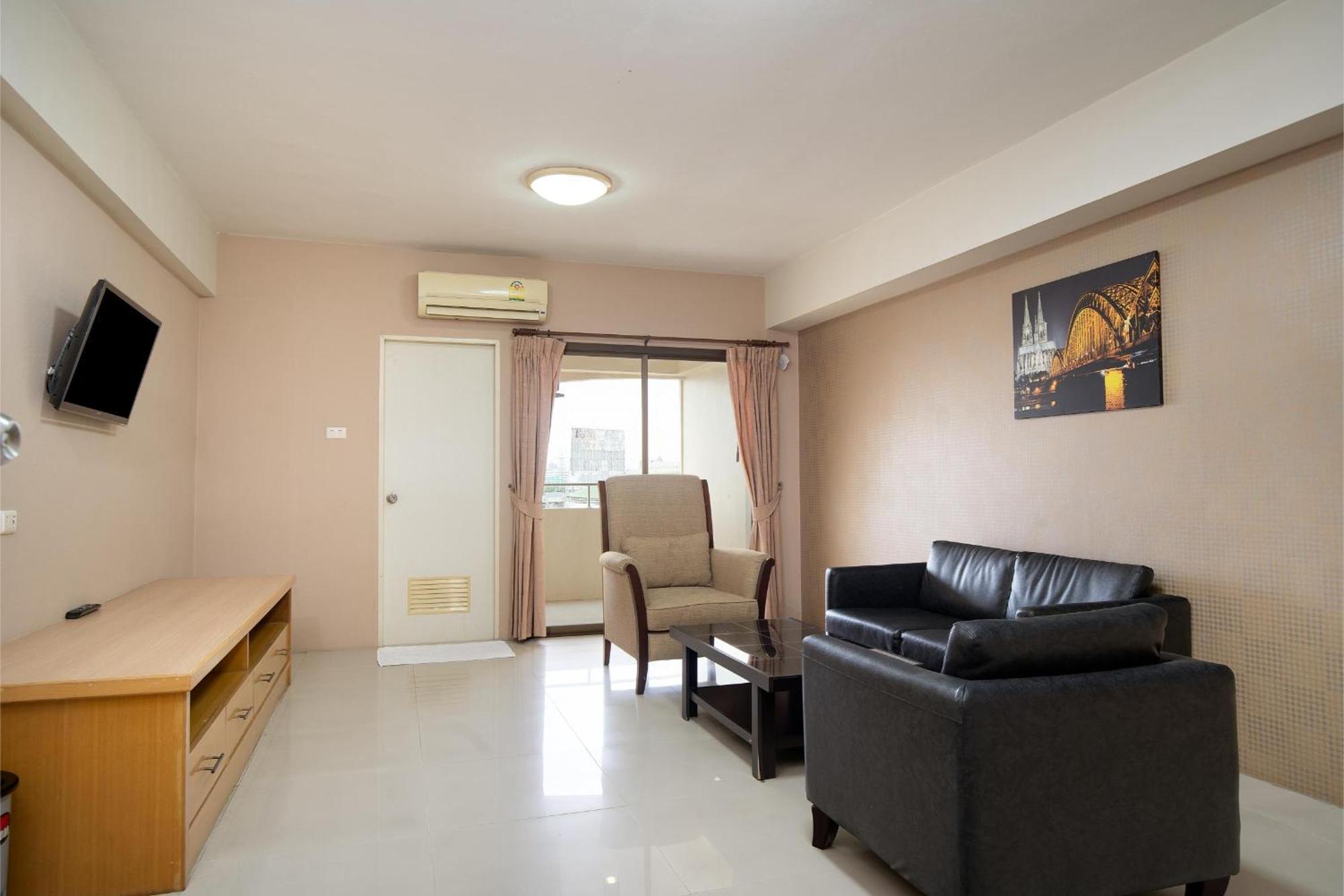 P-Park Hotel Банкок Екстериор снимка