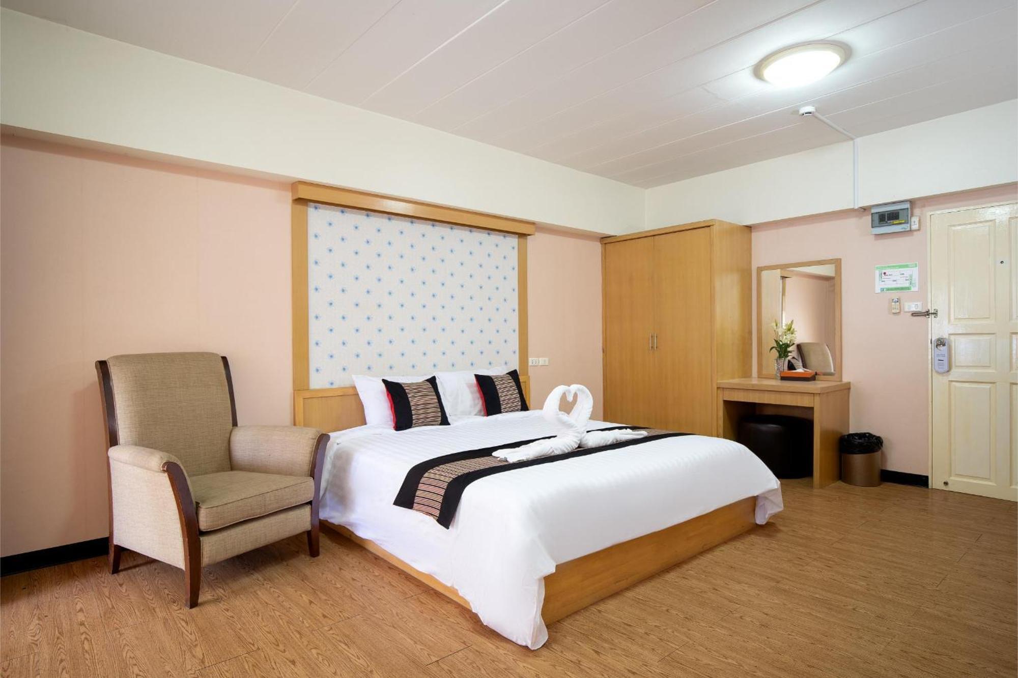 P-Park Hotel Банкок Екстериор снимка