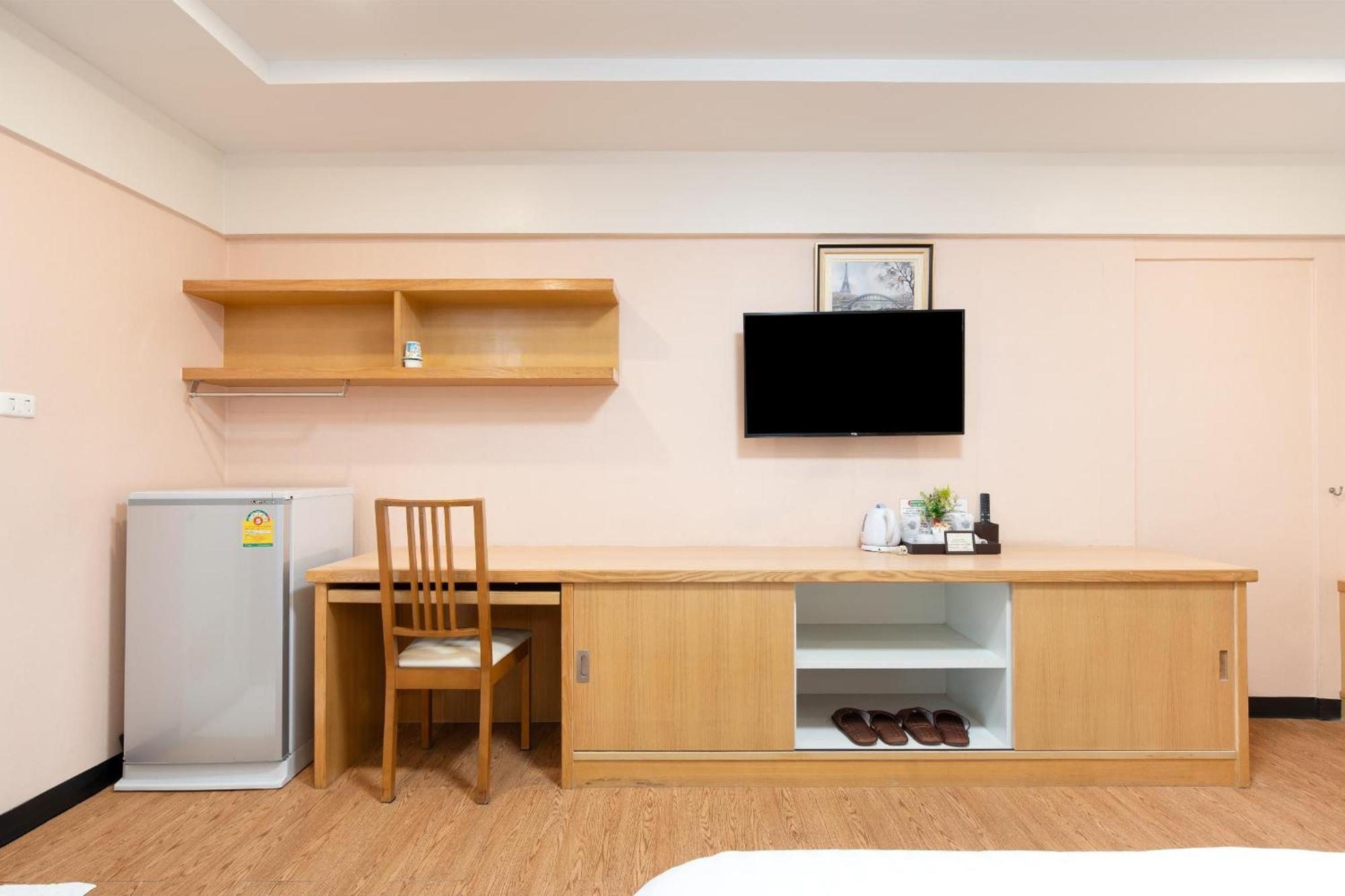 P-Park Hotel Банкок Екстериор снимка