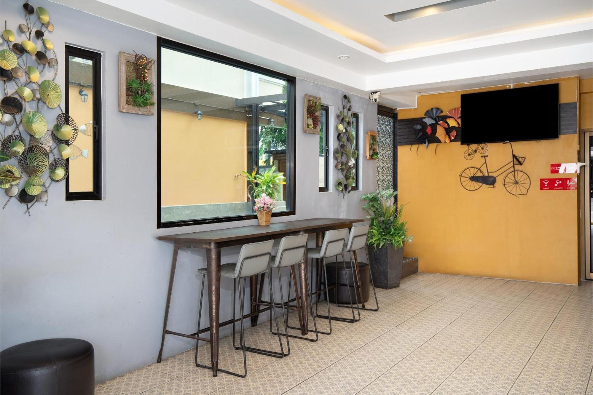 P-Park Hotel Банкок Екстериор снимка